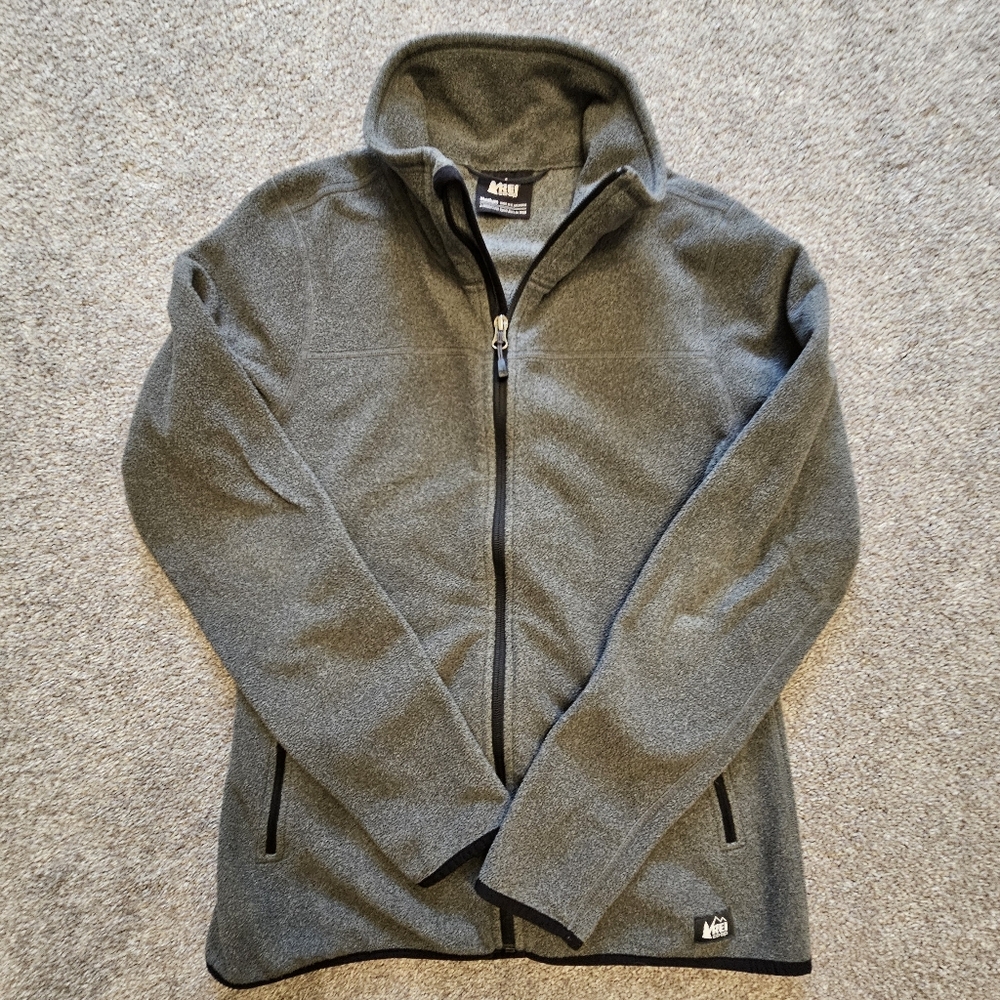 REI fleece zipup